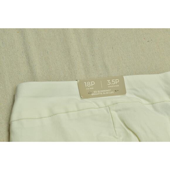 NEW Chico's So Slimming Brigitte Slim Leg Crop Pants Size 18P Petite - Picture 7 of 8